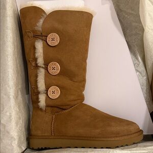 UGG Women's Brown Winter Boots